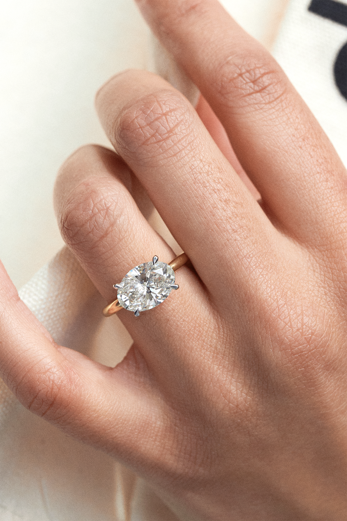 delogo ring with Lab grown diamond