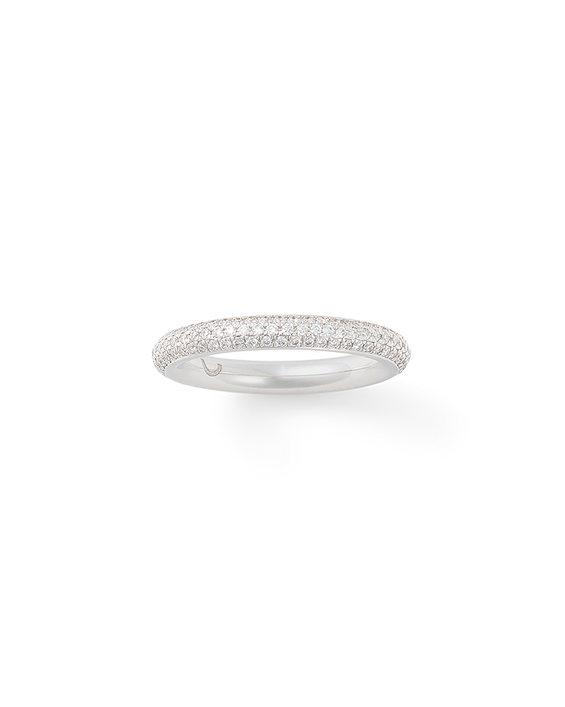 Miro_ring_white_gold_standing