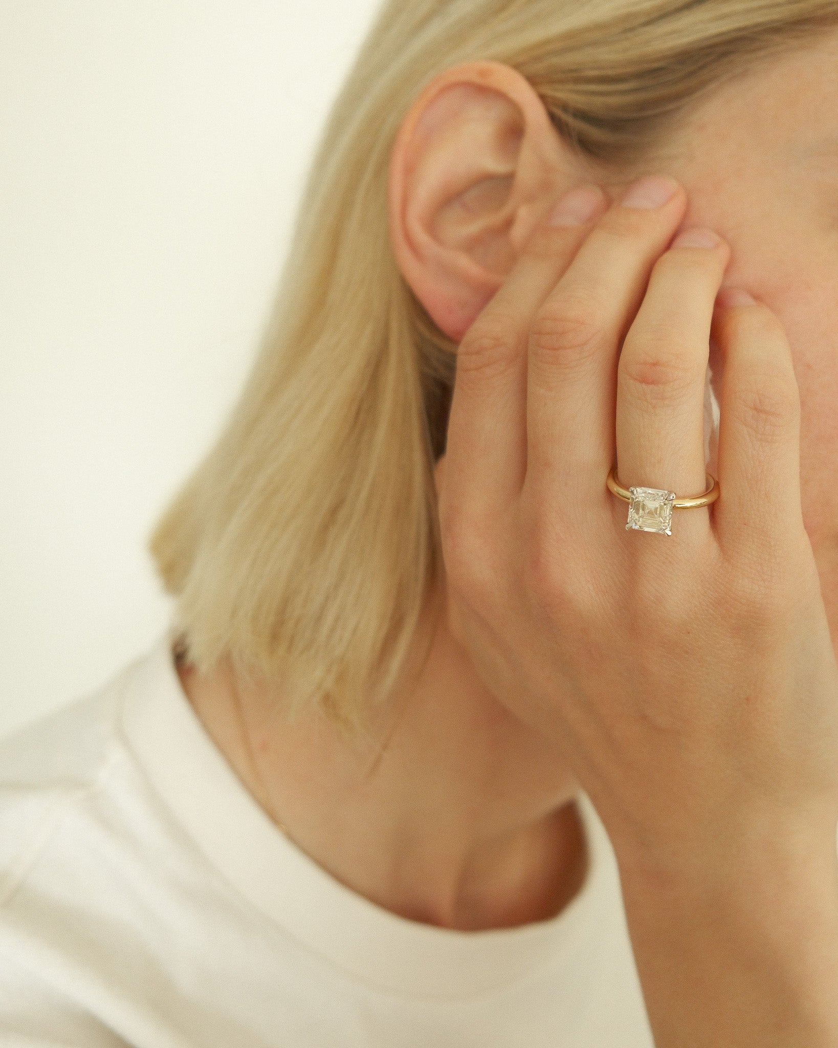 Pasion_solitair_ring_yellow_gold