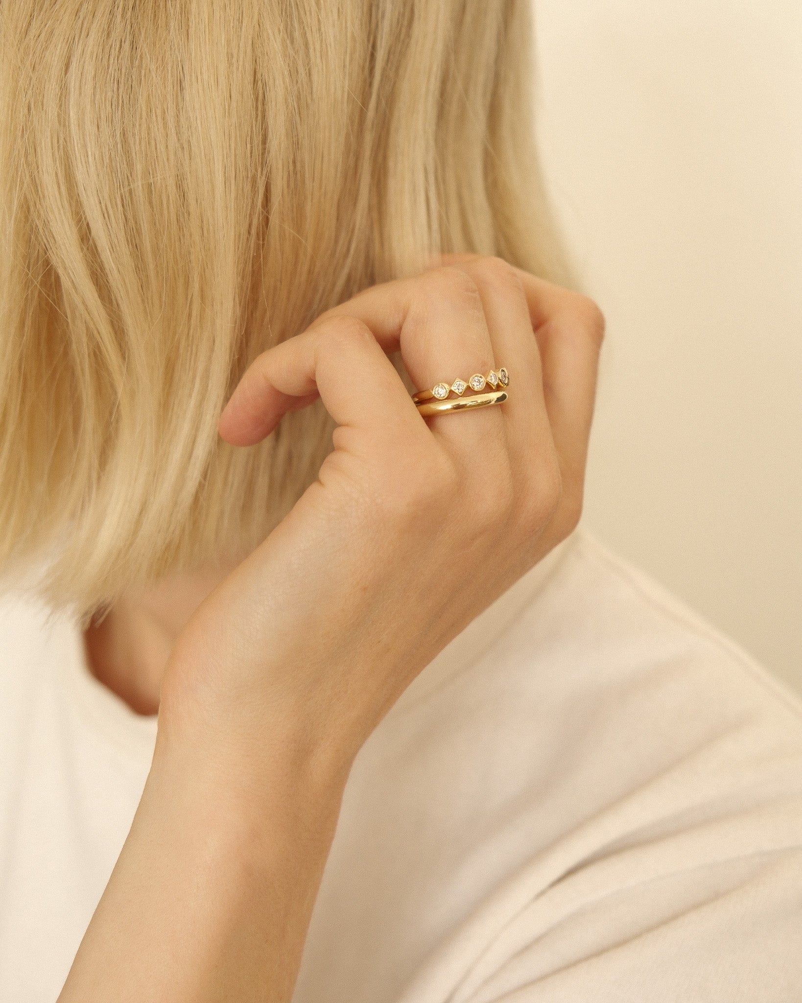 Veraring yellow gold alianco bold yellow gold