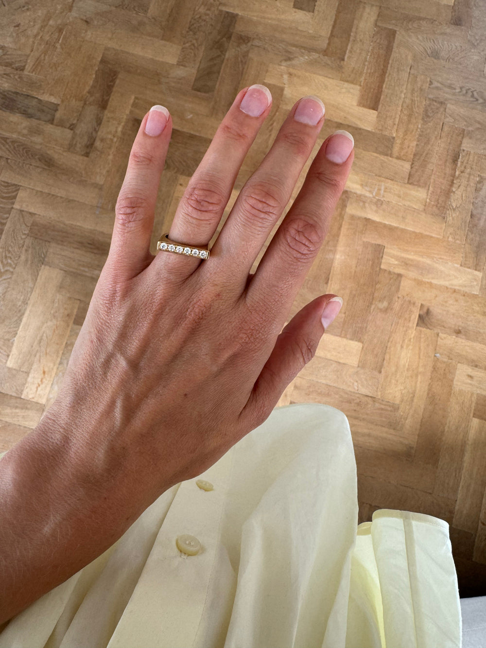 linio-bold-ring-18k-gold